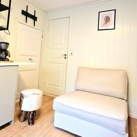 Midt I Sentrum Sogndalsstrand